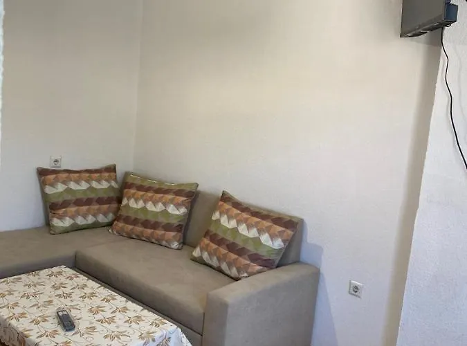 Lejlighed за гости Devin