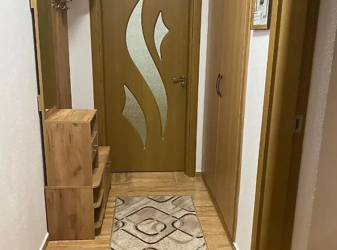 за гости Devin